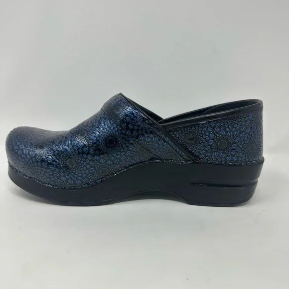 Dansko Professional Clogs Women's EUR 39 US 8.5 Blue Medallion - Picture 3 of 13